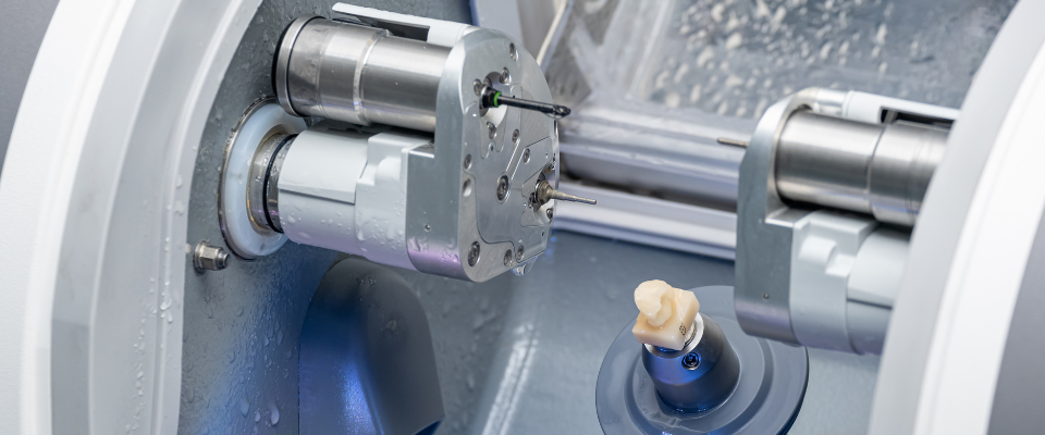 CAD/CAMミリングマシン